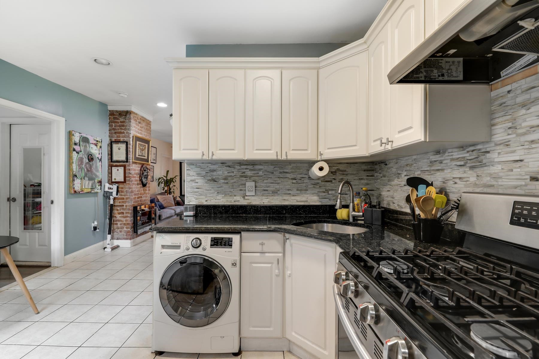 720 BLVD EAST Unit: 2W