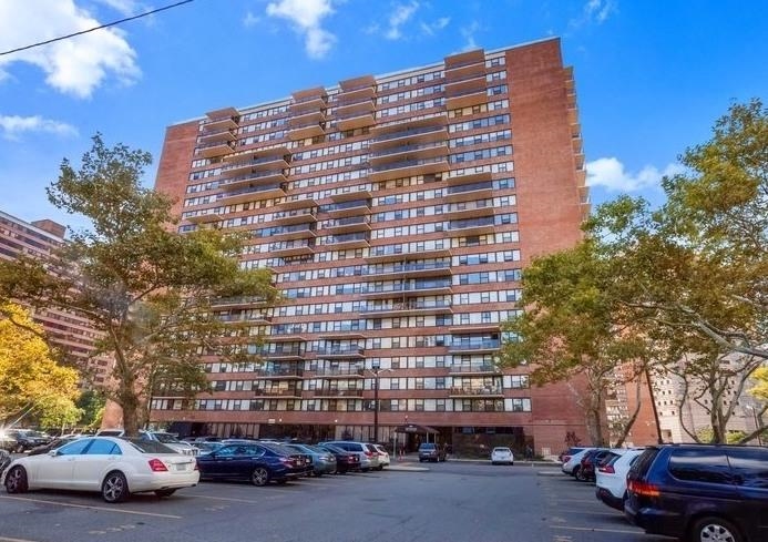 270 LUIS M MARIN BLVD Unit: 4Q