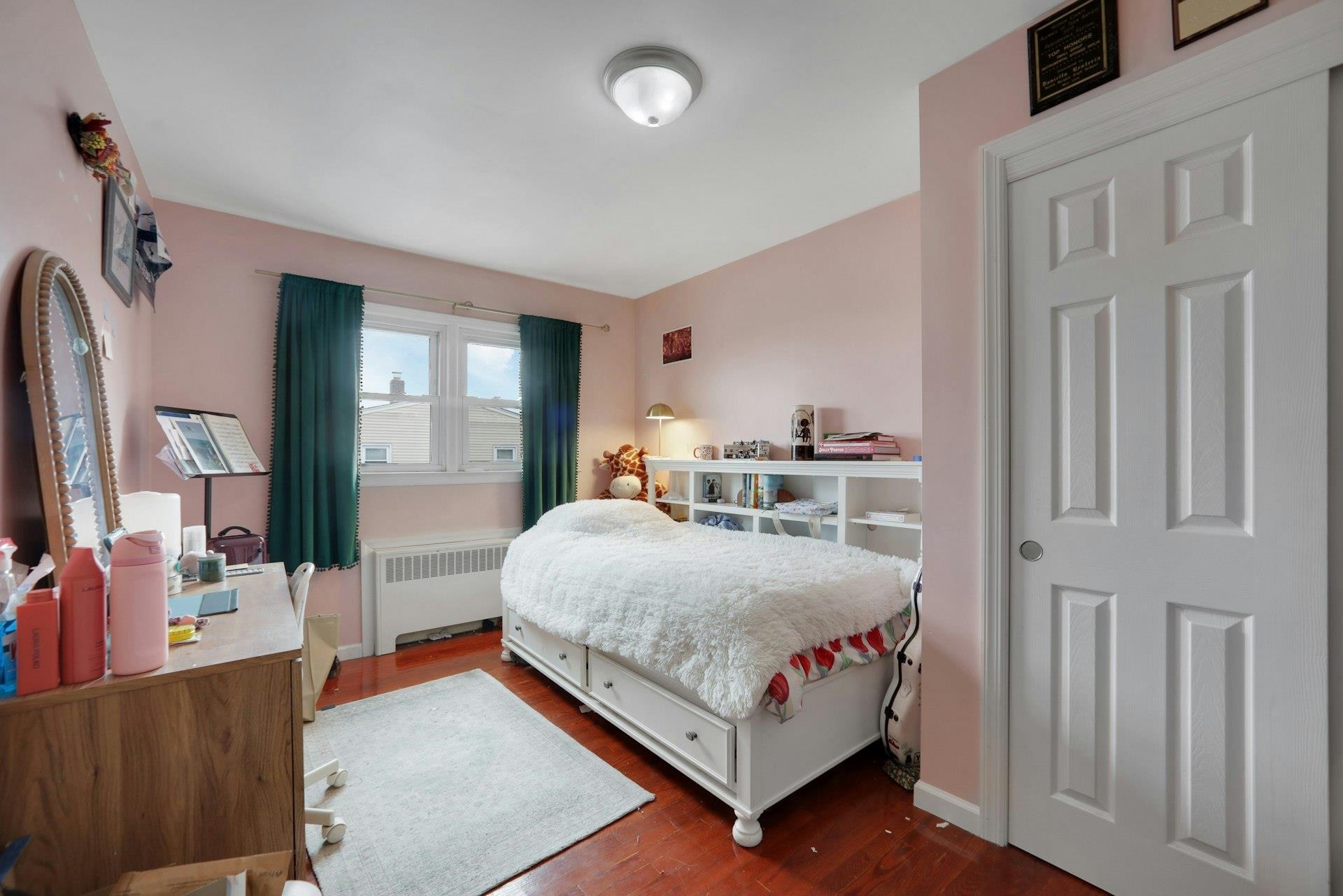 1306 70TH ST Unit: 2