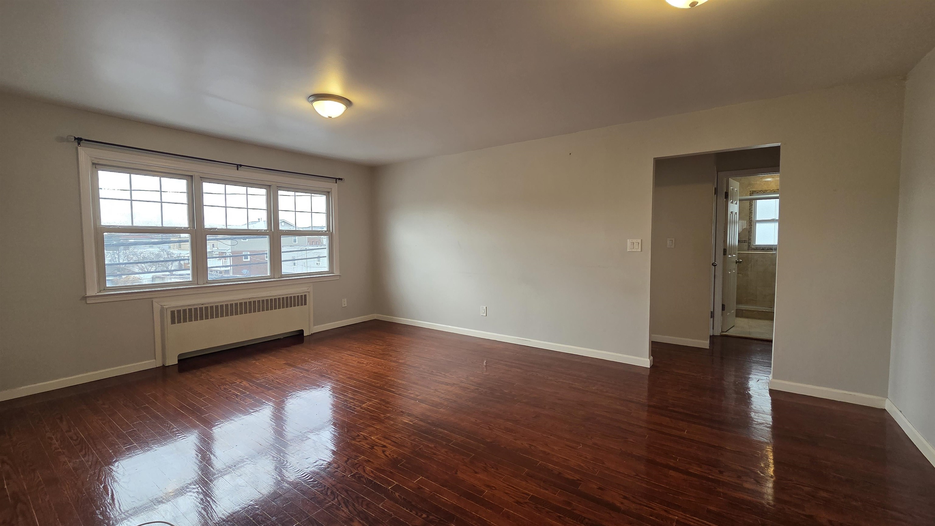 1306 70TH ST Unit: 2