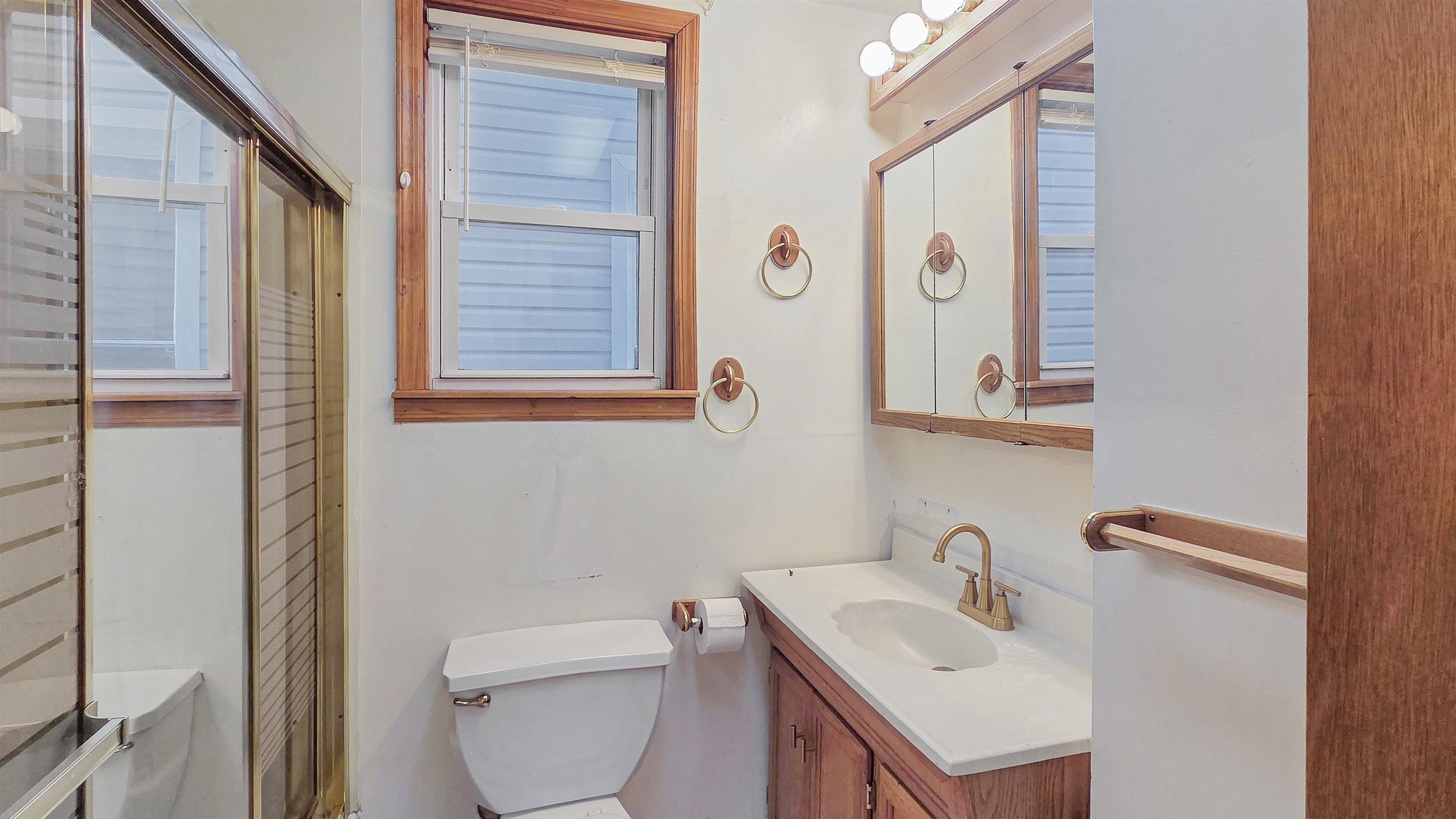 57 WEGMAN PARKWAY Unit: 2