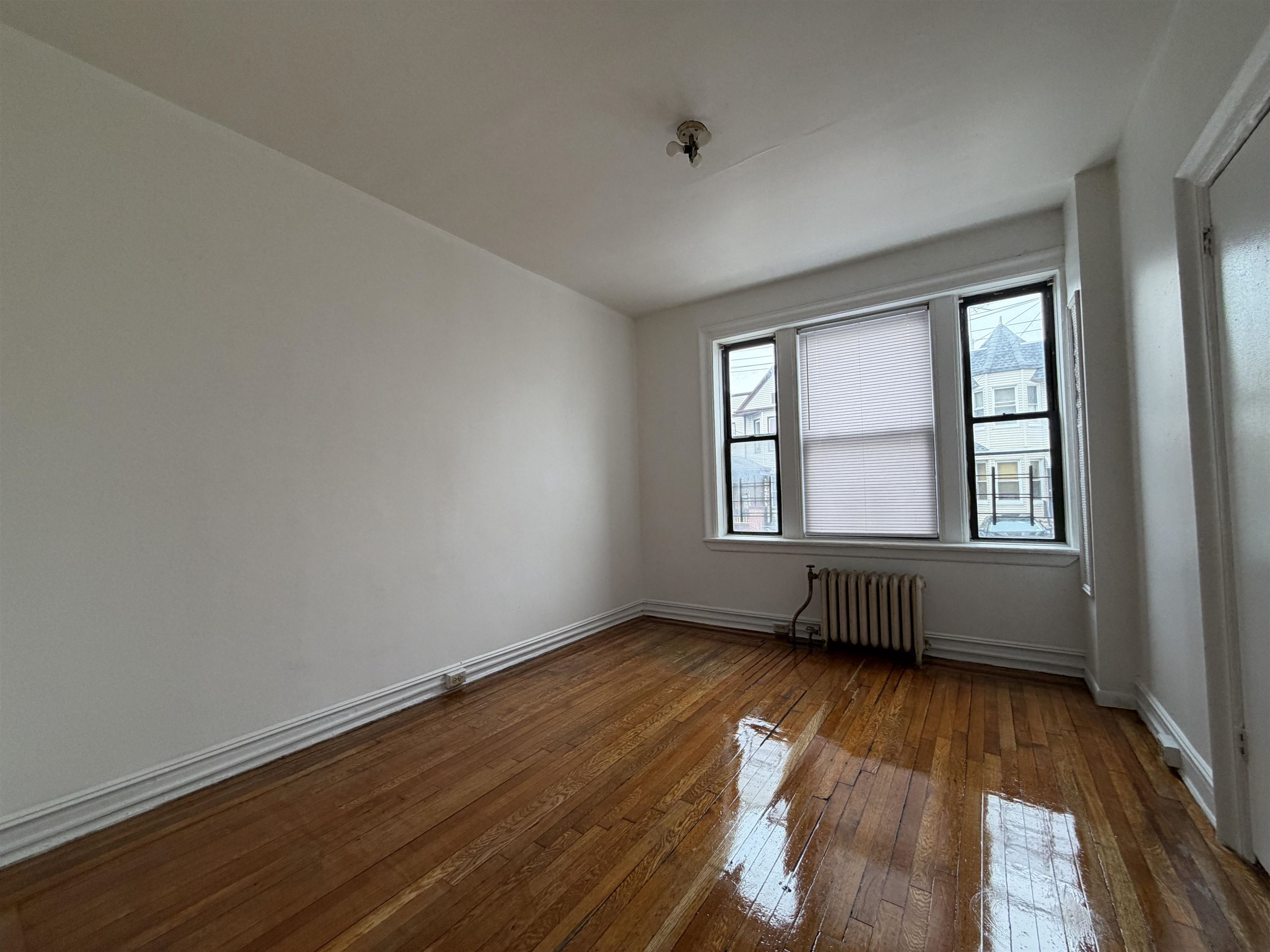 429 FAIRMOUNT AVE Unit: 111
