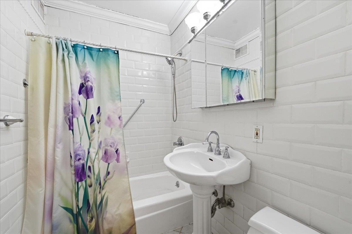 6600 BLVD EAST Unit: 5J