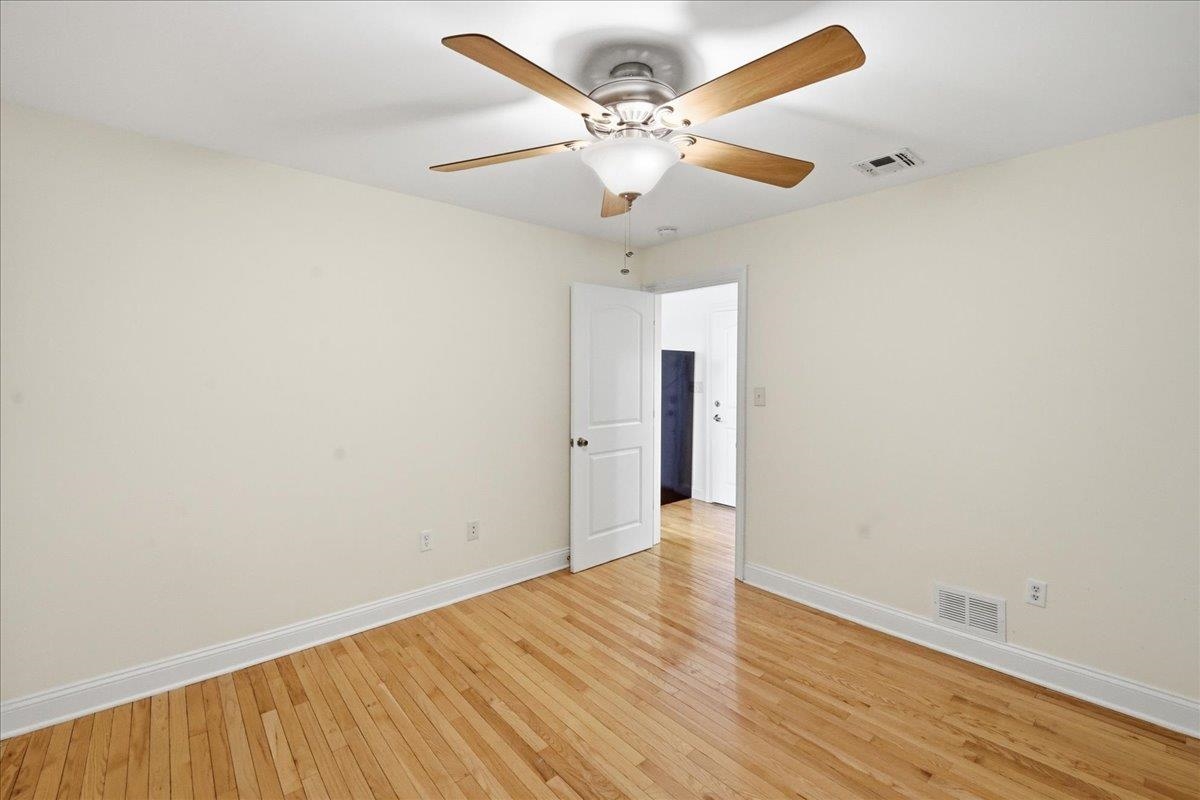 90 COURT HOUSE PL Unit: 2R