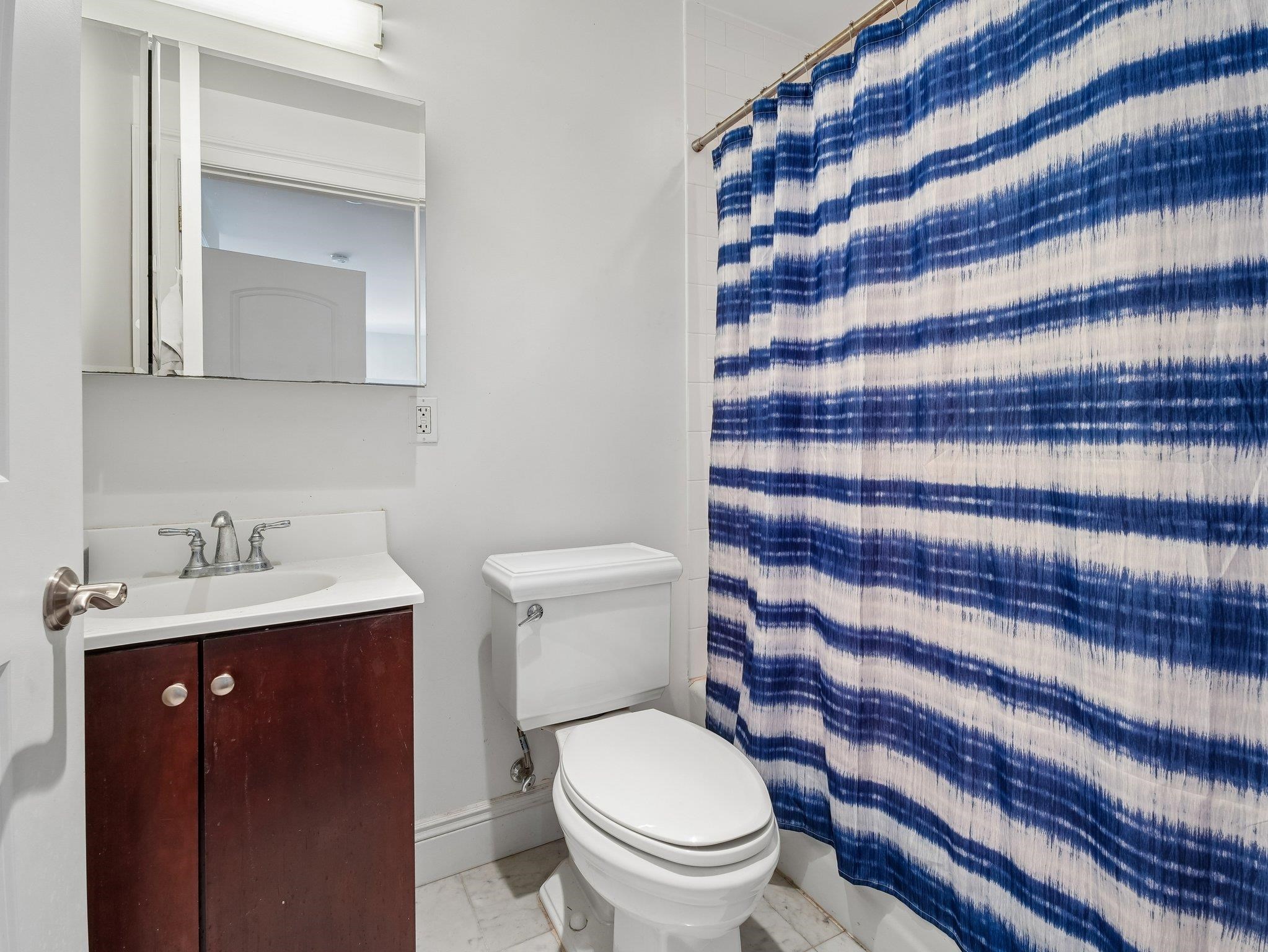 34-40 48TH ST Unit: 2B