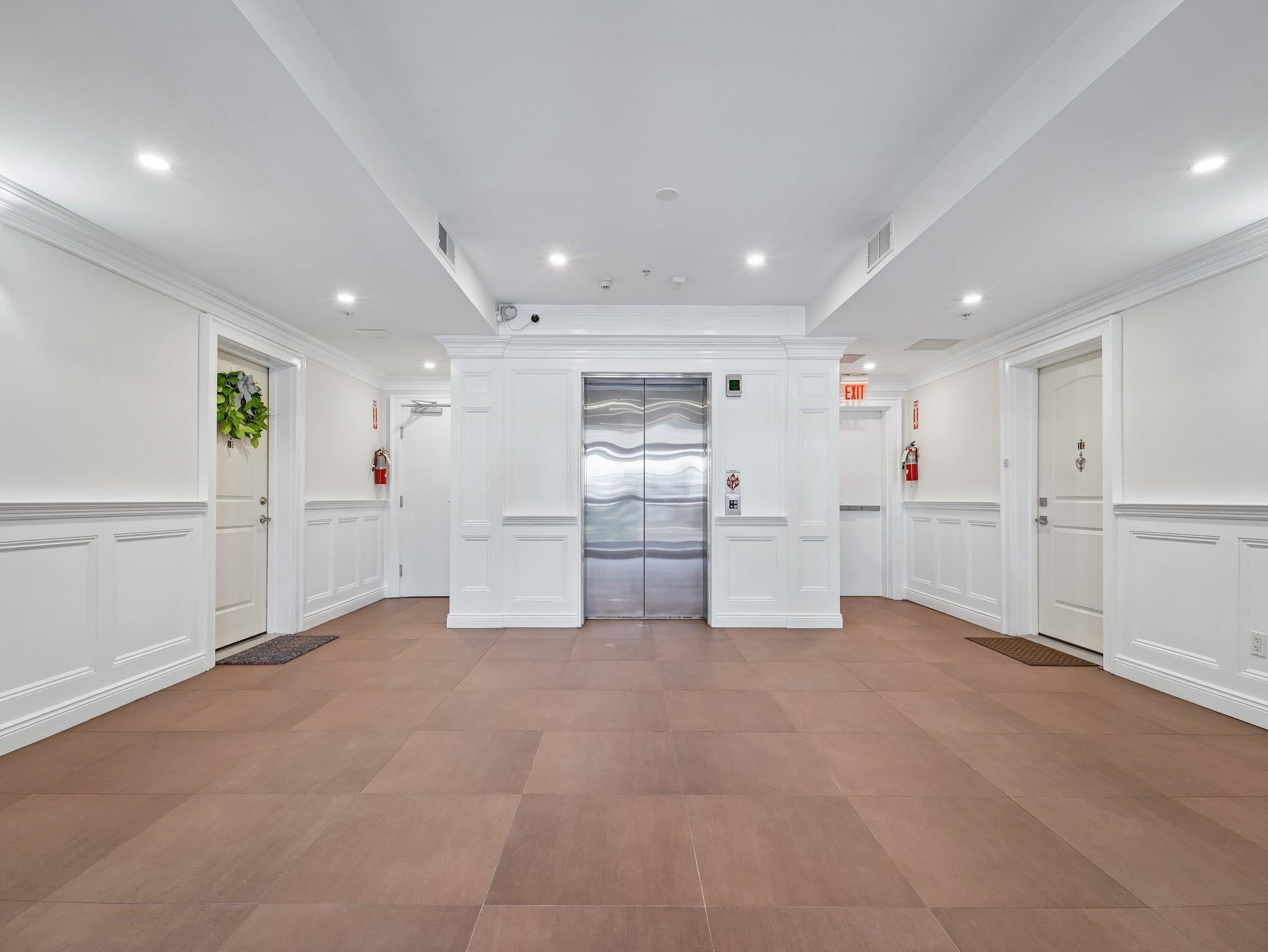 34-40 48TH ST Unit: 2B