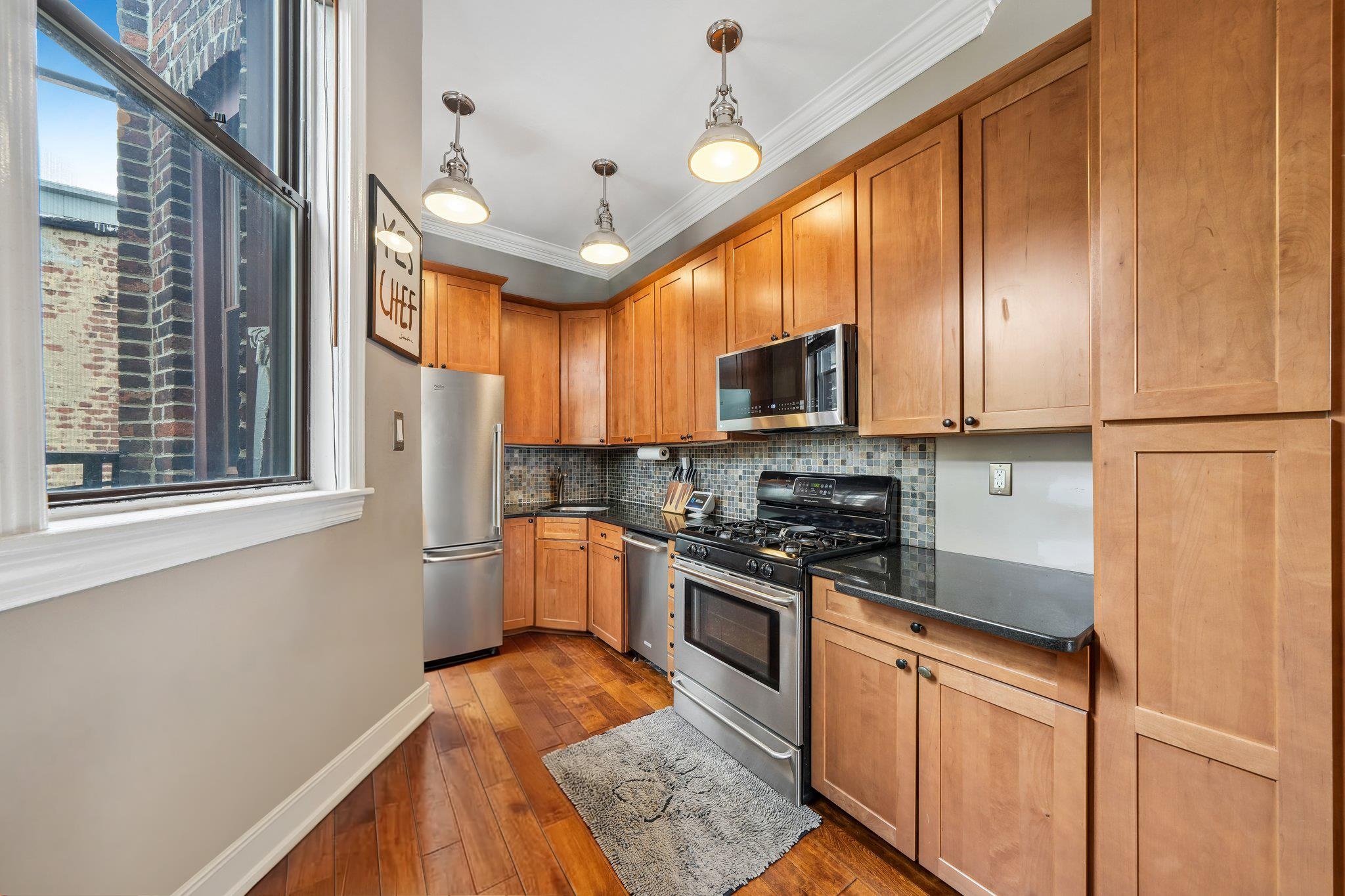 267 GROVE ST Unit: 4R
