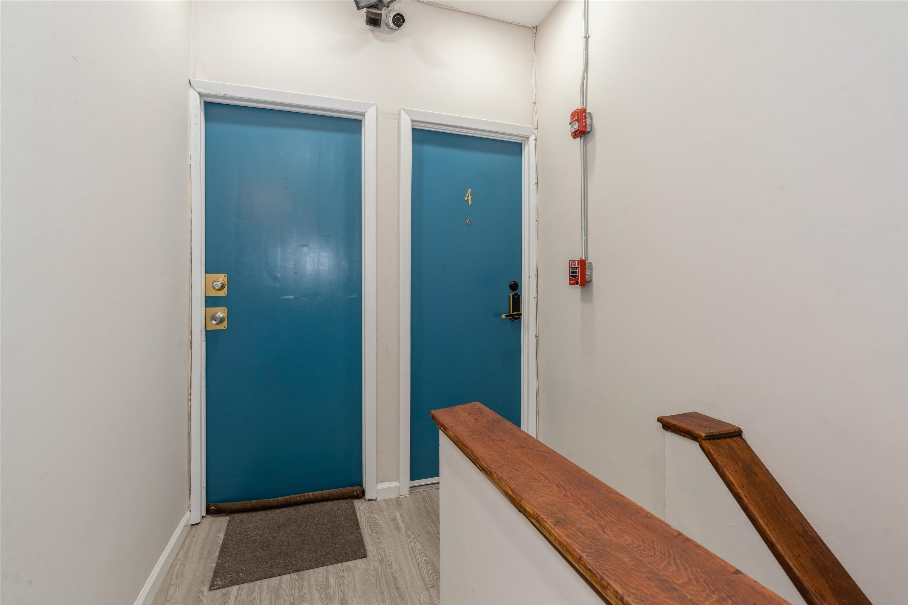 40 BEACON AVE Unit: 4