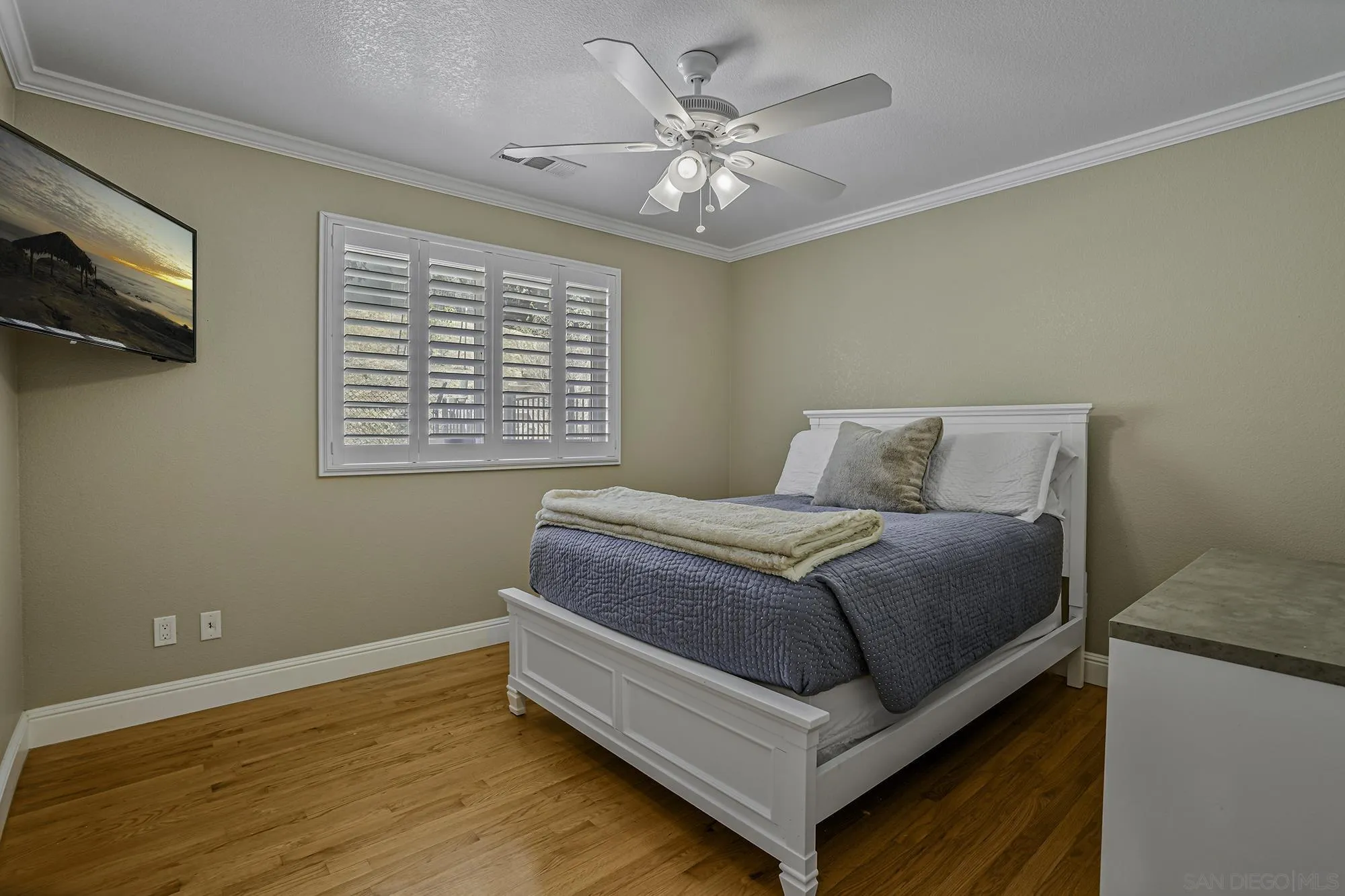 1755 W Edmundson Ave