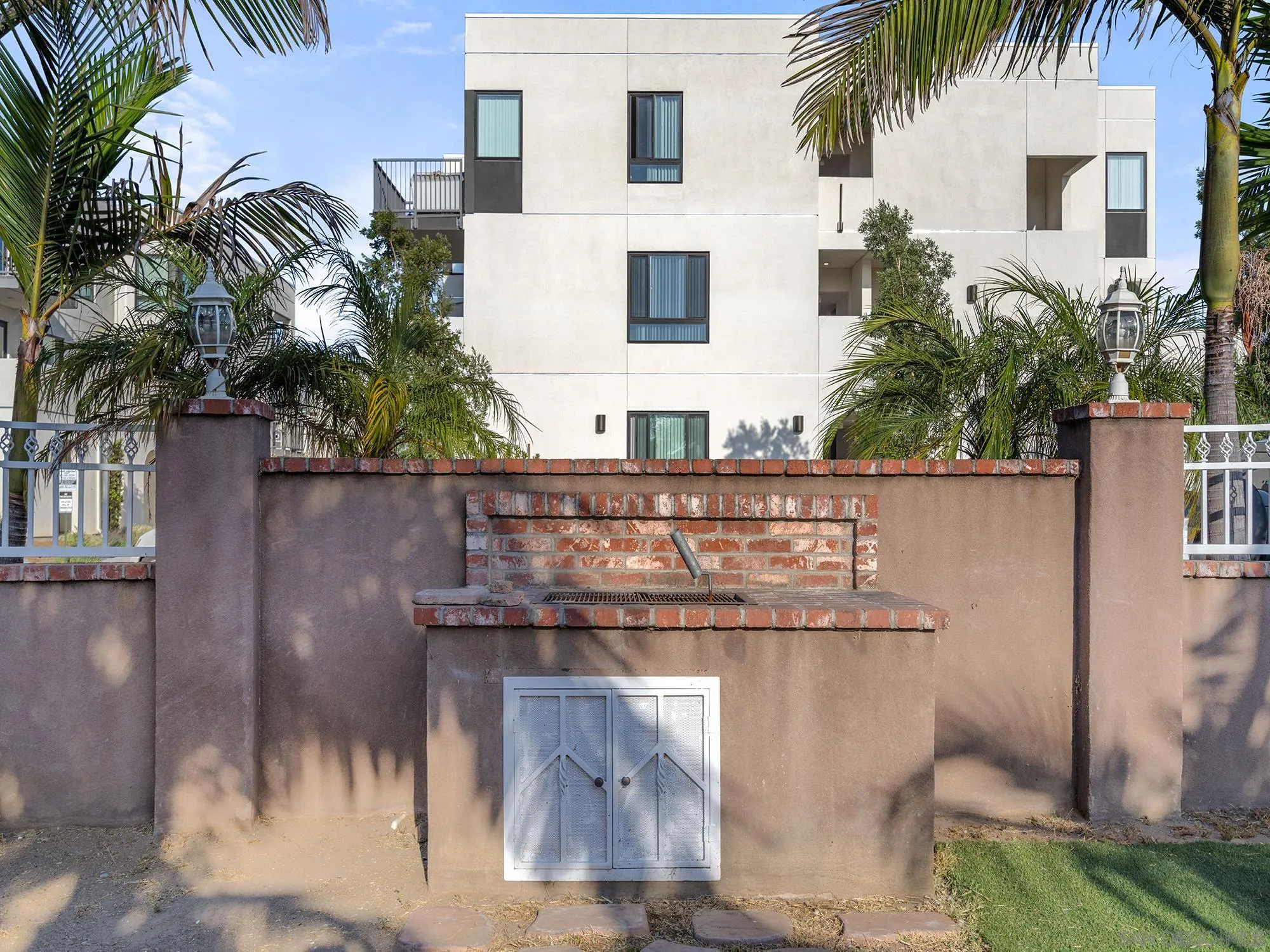 330 Willie James Jones Ave