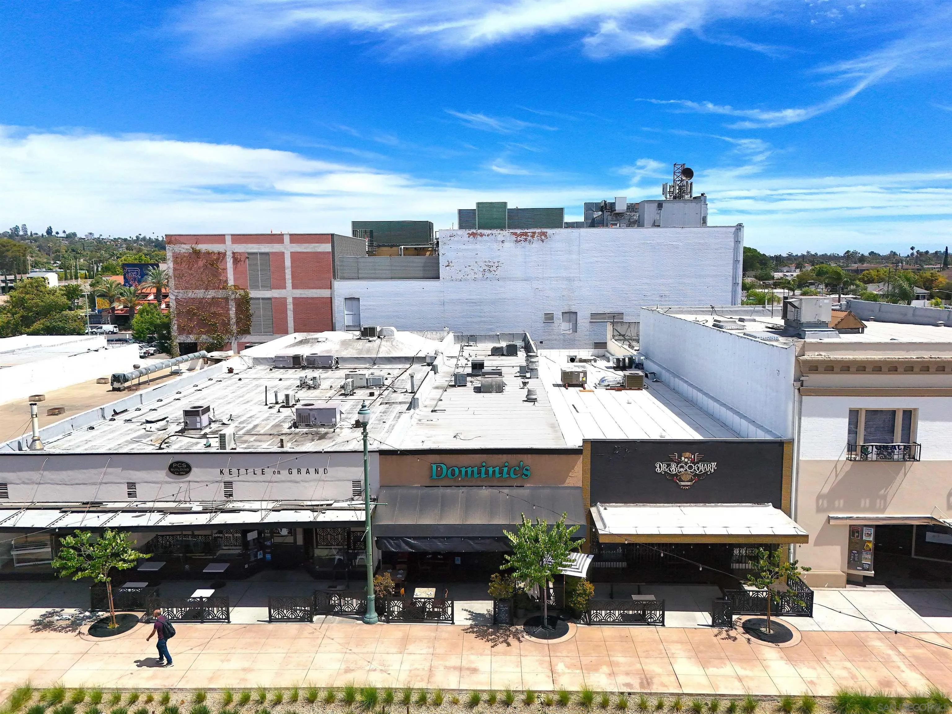 113 E Grand Ave