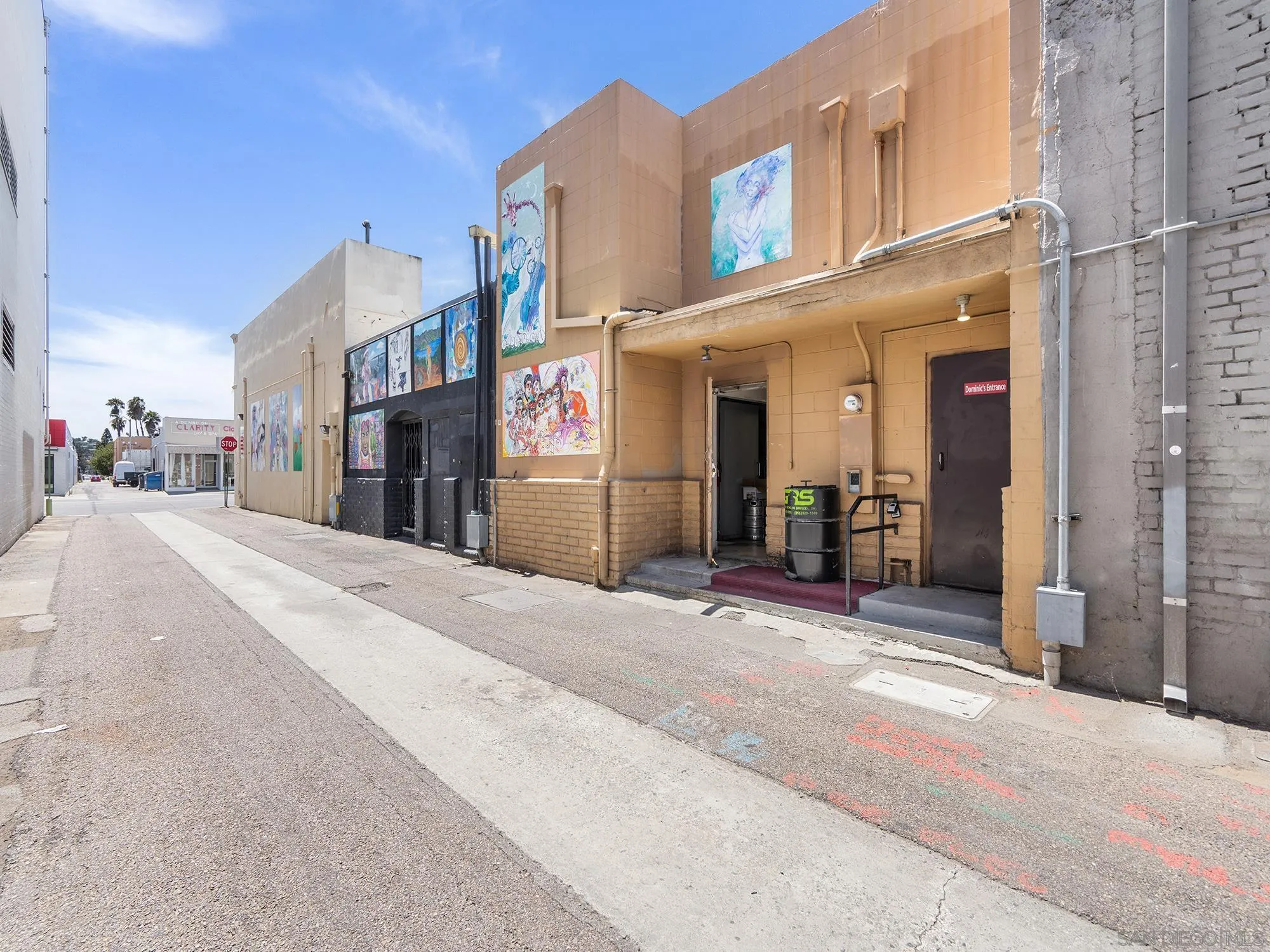 113 E Grand Ave