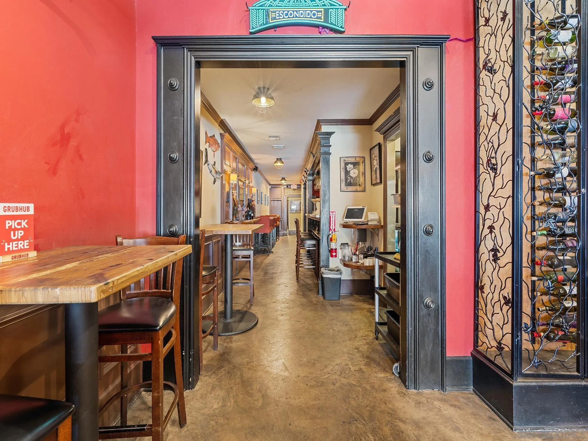 113 E Grand Ave
