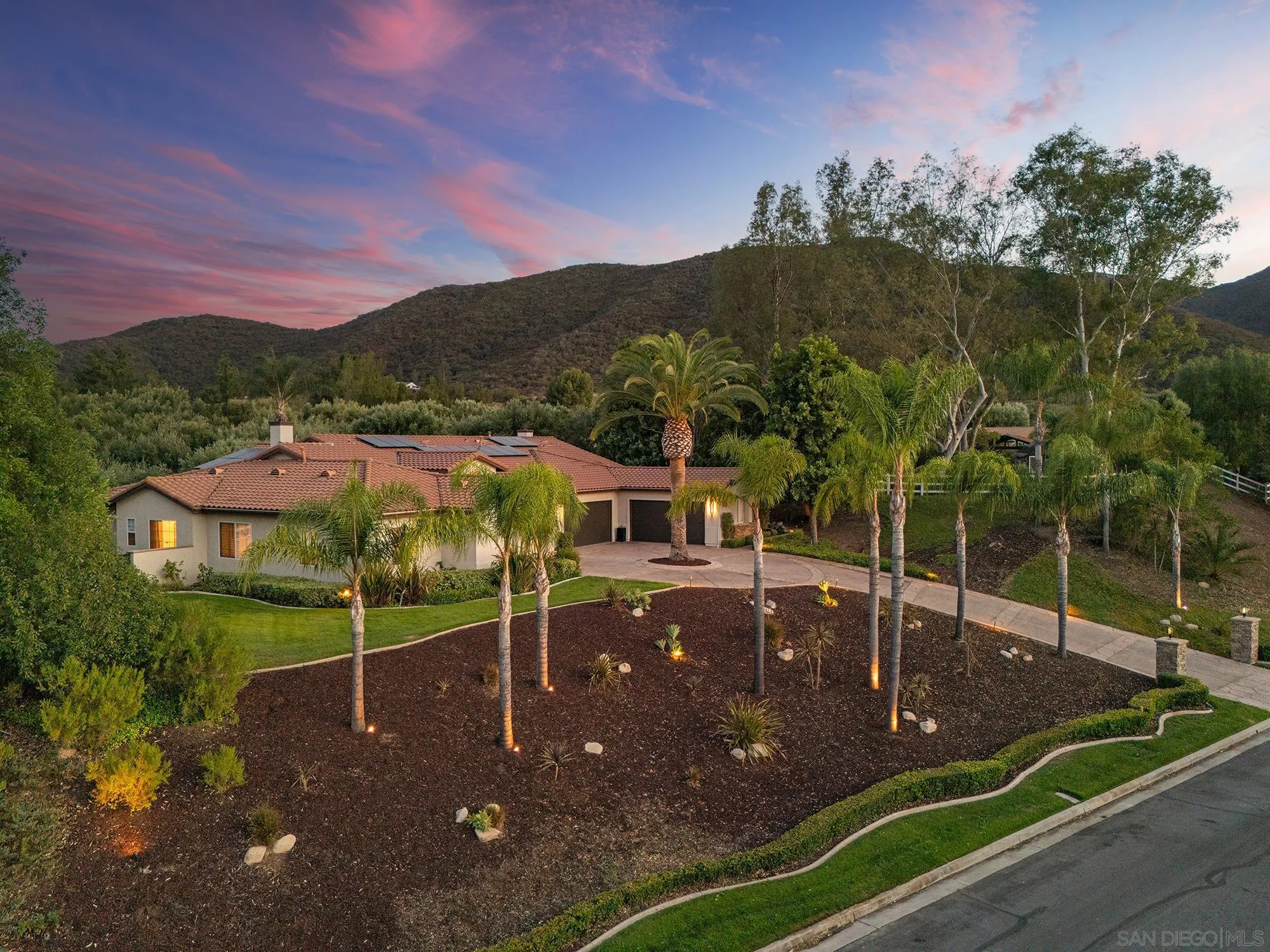 42909 Joshua Tree Ct