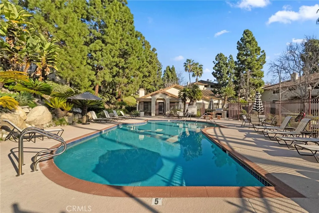 3459 Paseo De Alicia Unit 20
