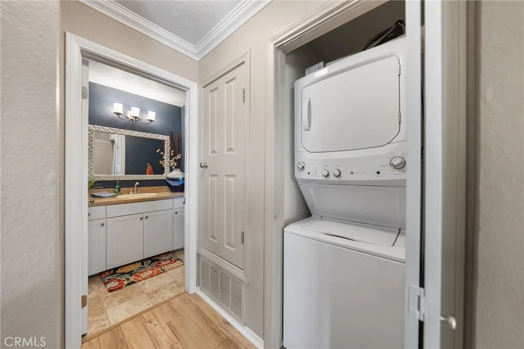 3459 Paseo De Alicia Unit 20