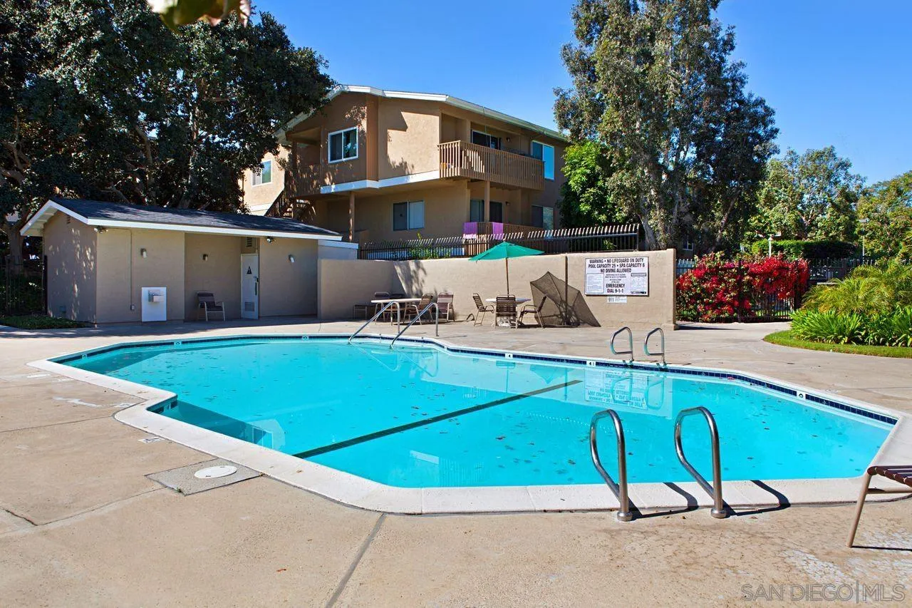 4205 Poquito Way Unit 2