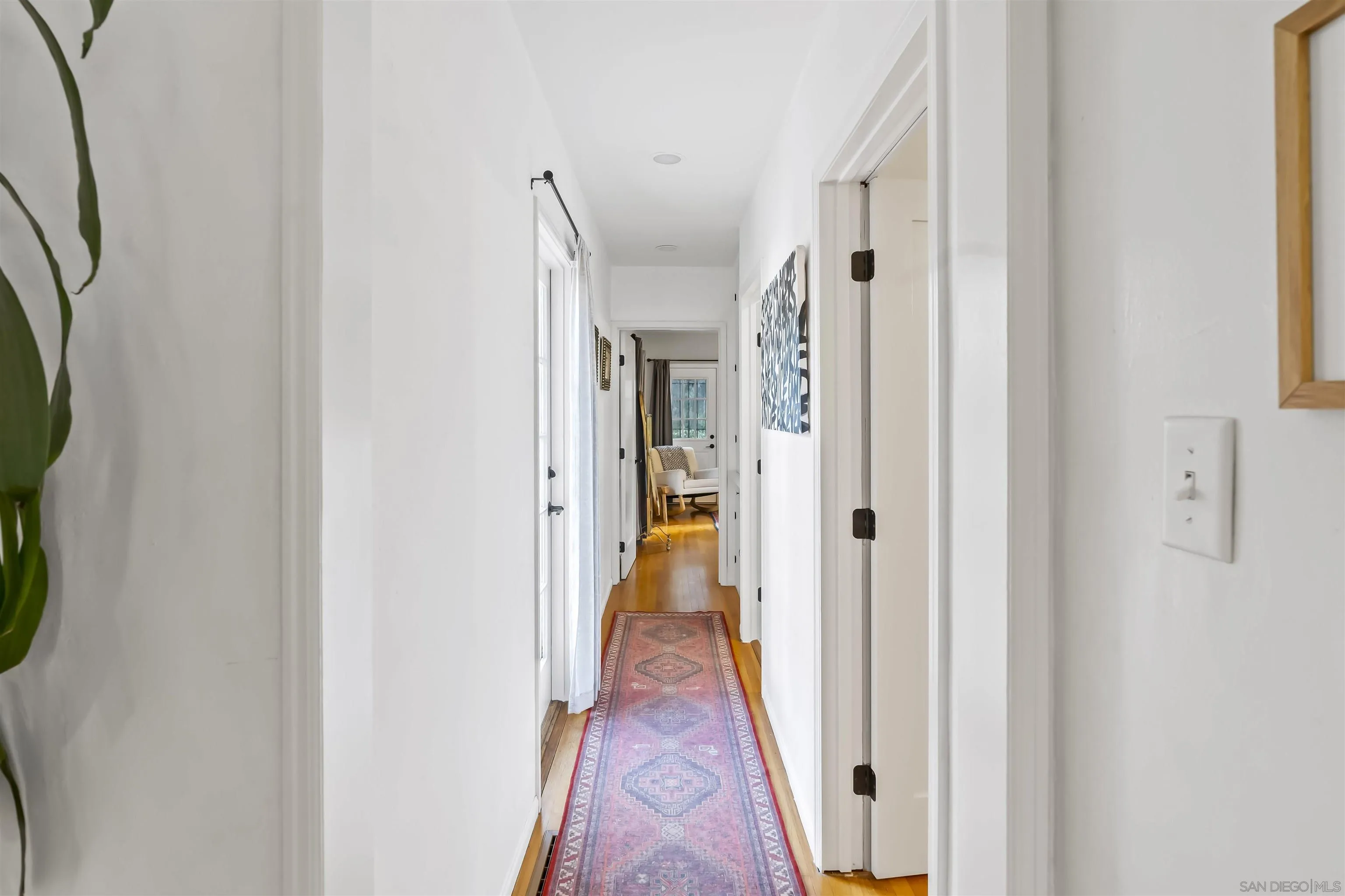 2410 Alta Vista Dr