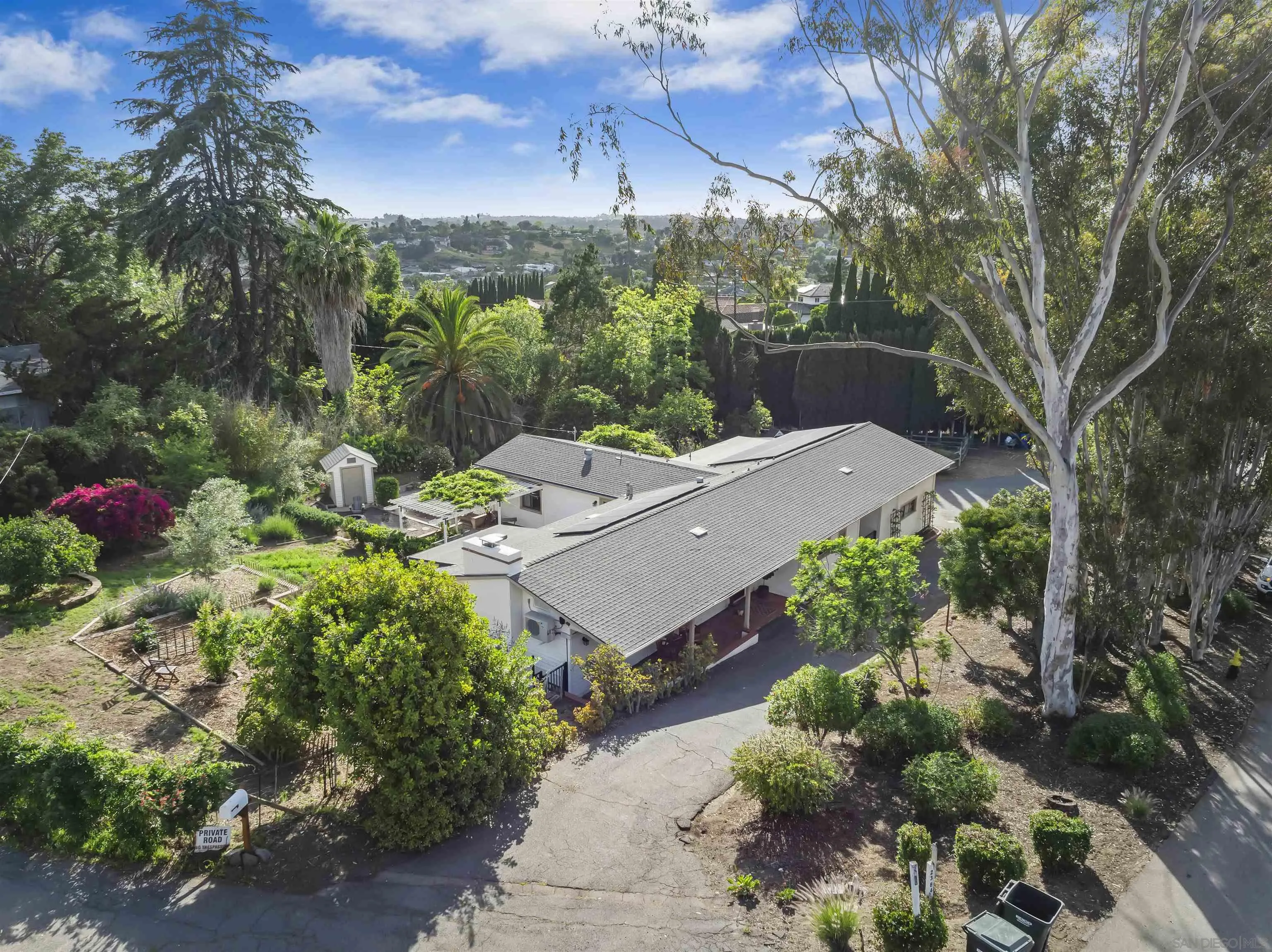 2410 Alta Vista Dr
