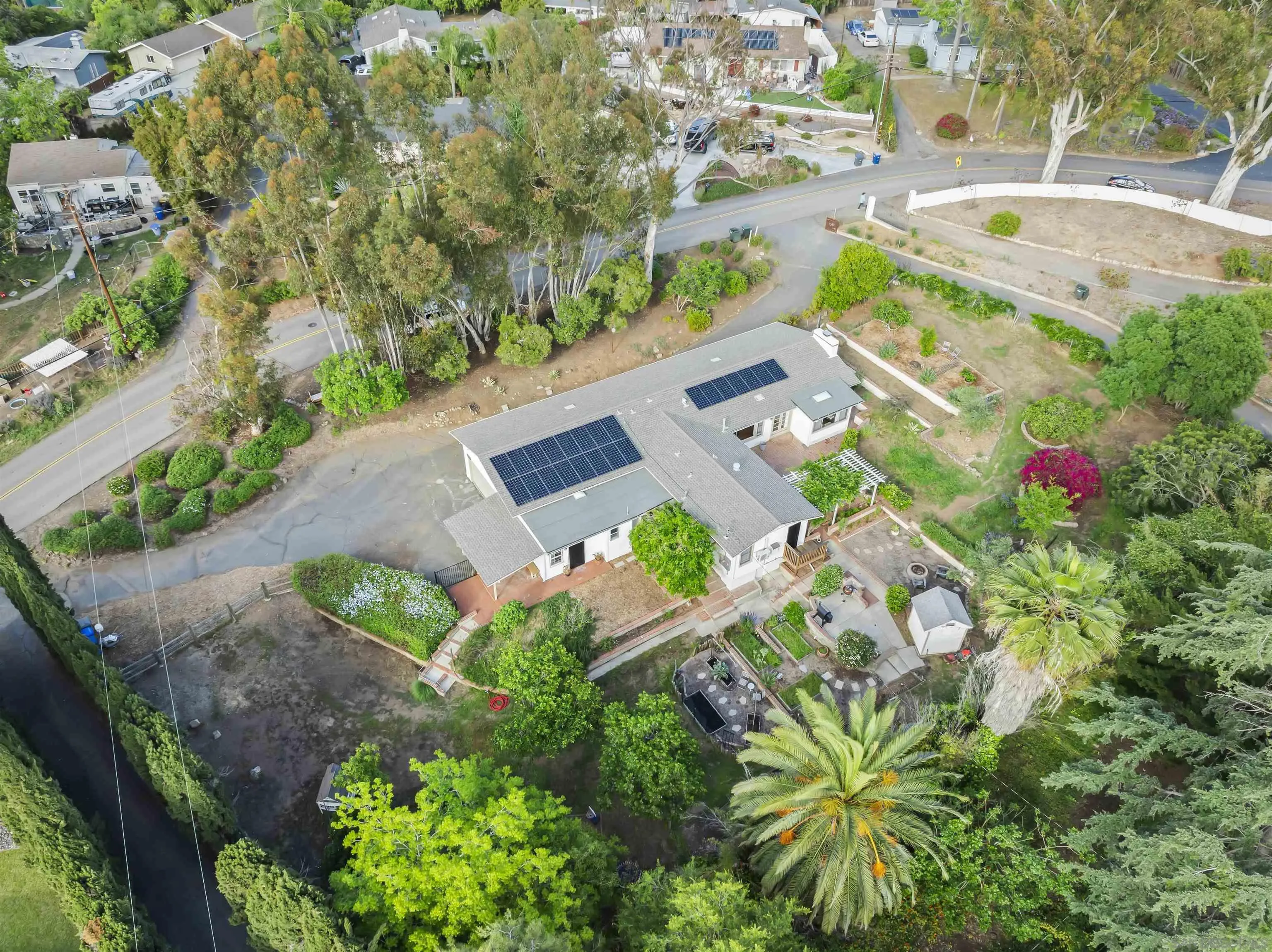 2410 Alta Vista Dr