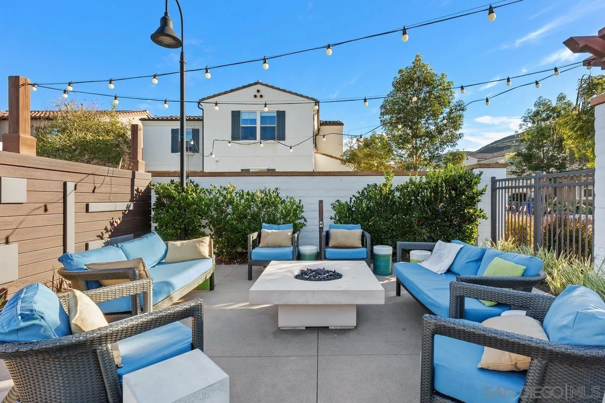 230 Reserve Court