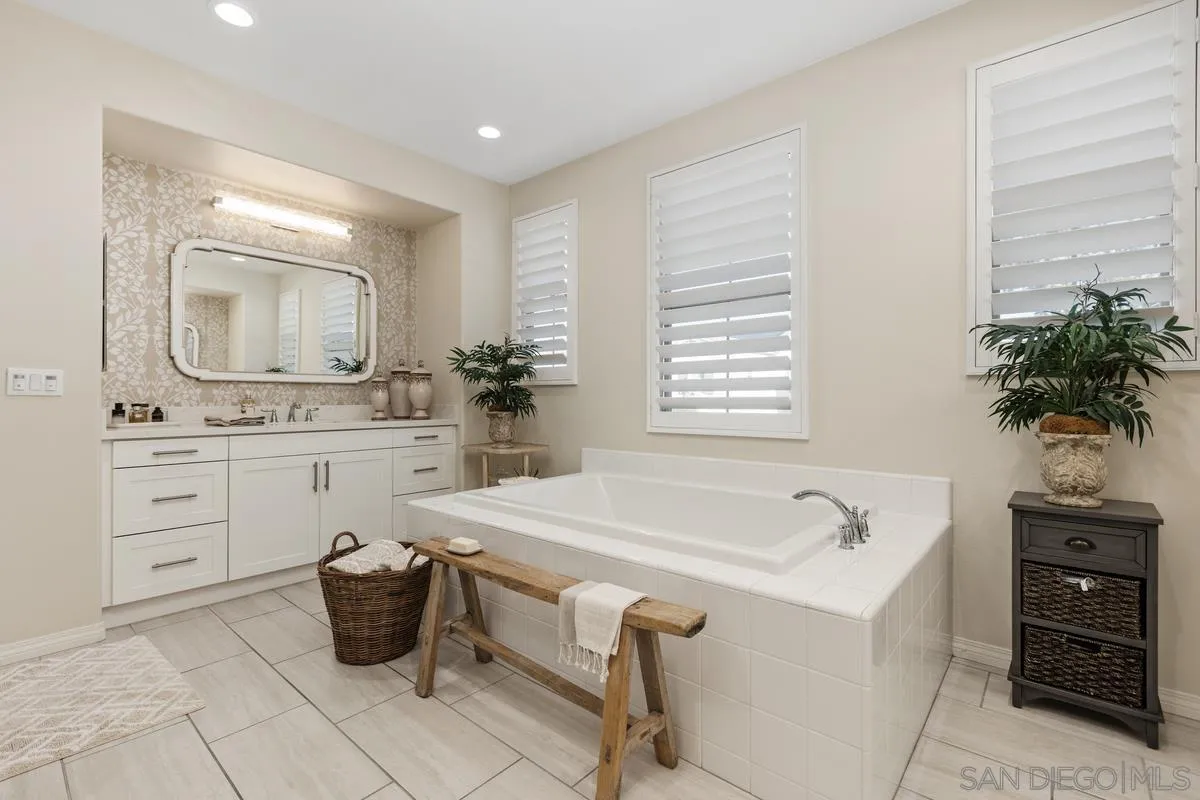 230 Reserve Court