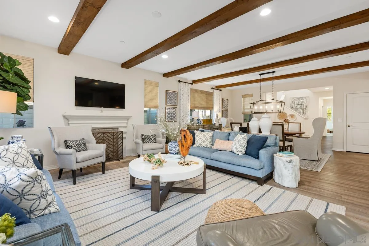 230 Reserve Court