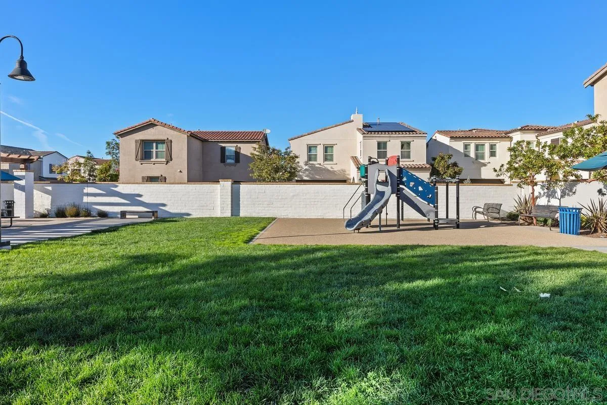 230 Reserve Court