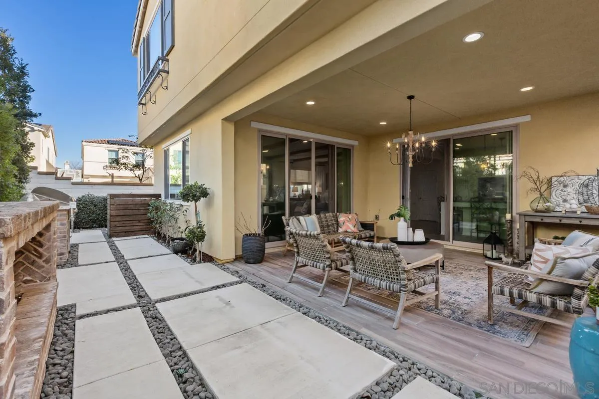 230 Reserve Court