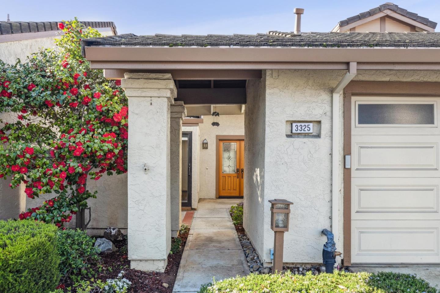 3325 Lake Albano CIR