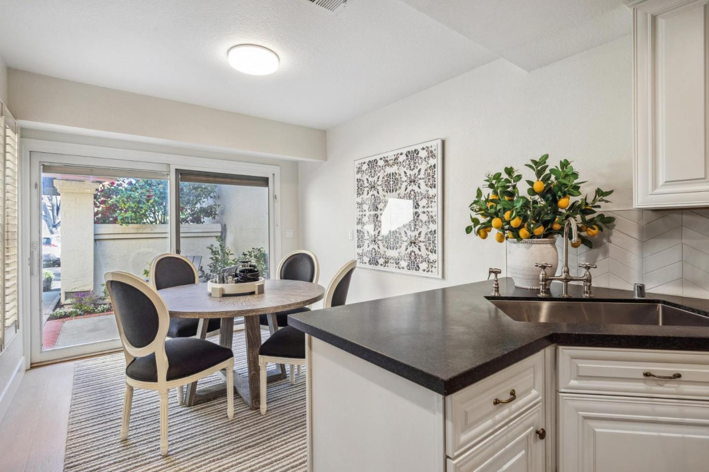 3325 Lake Albano CIR