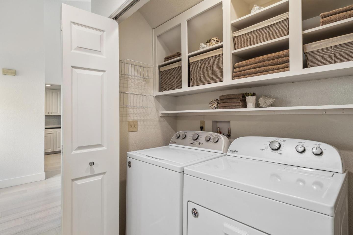 3325 Lake Albano CIR