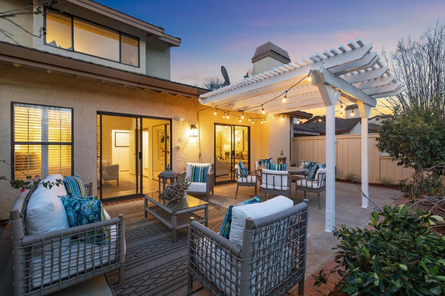 3325 Lake Albano CIR