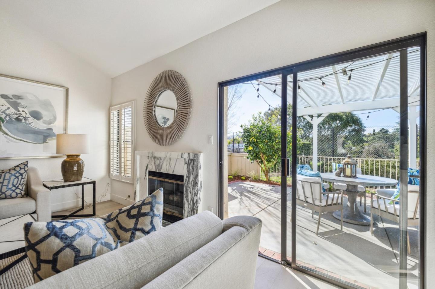 3325 Lake Albano CIR