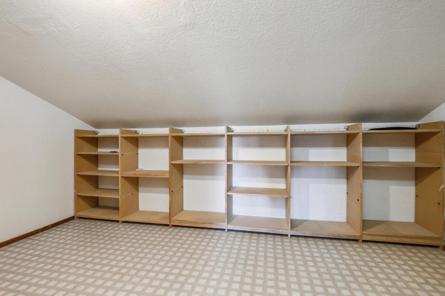 3325 Lake Albano CIR