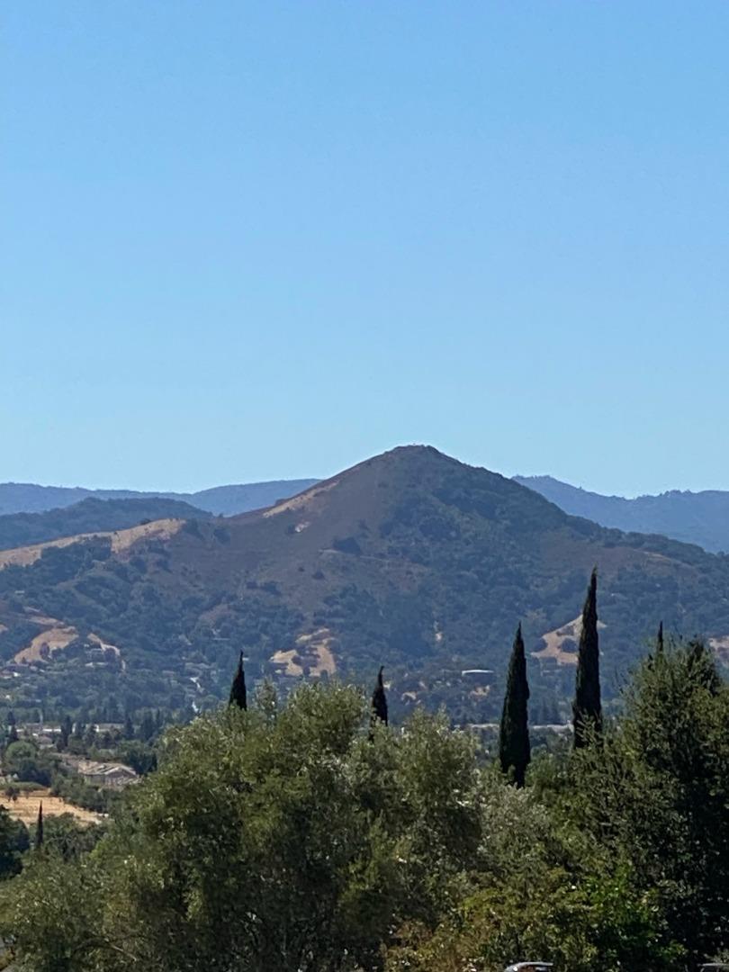 2850 Fountain Oaks DR