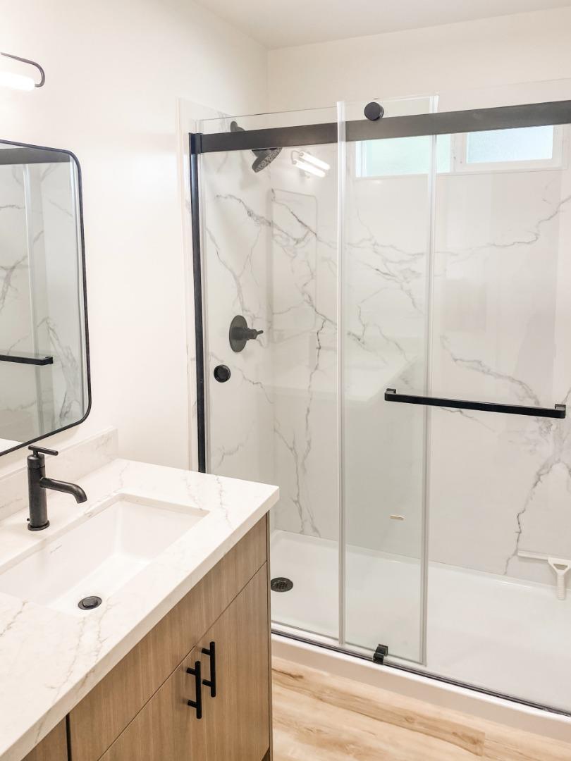 2850 Fountain Oaks DR