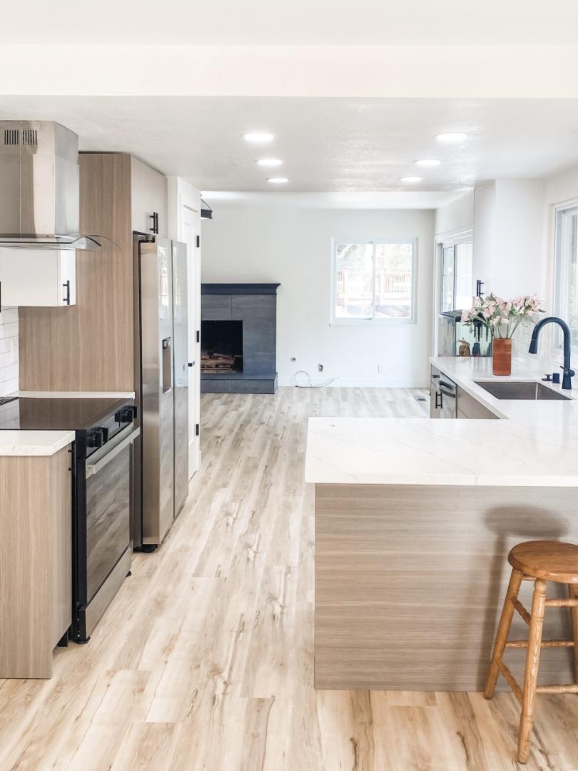 2850 Fountain Oaks DR