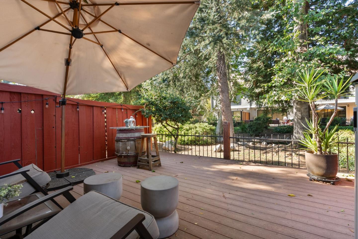 341 Creekwood CT