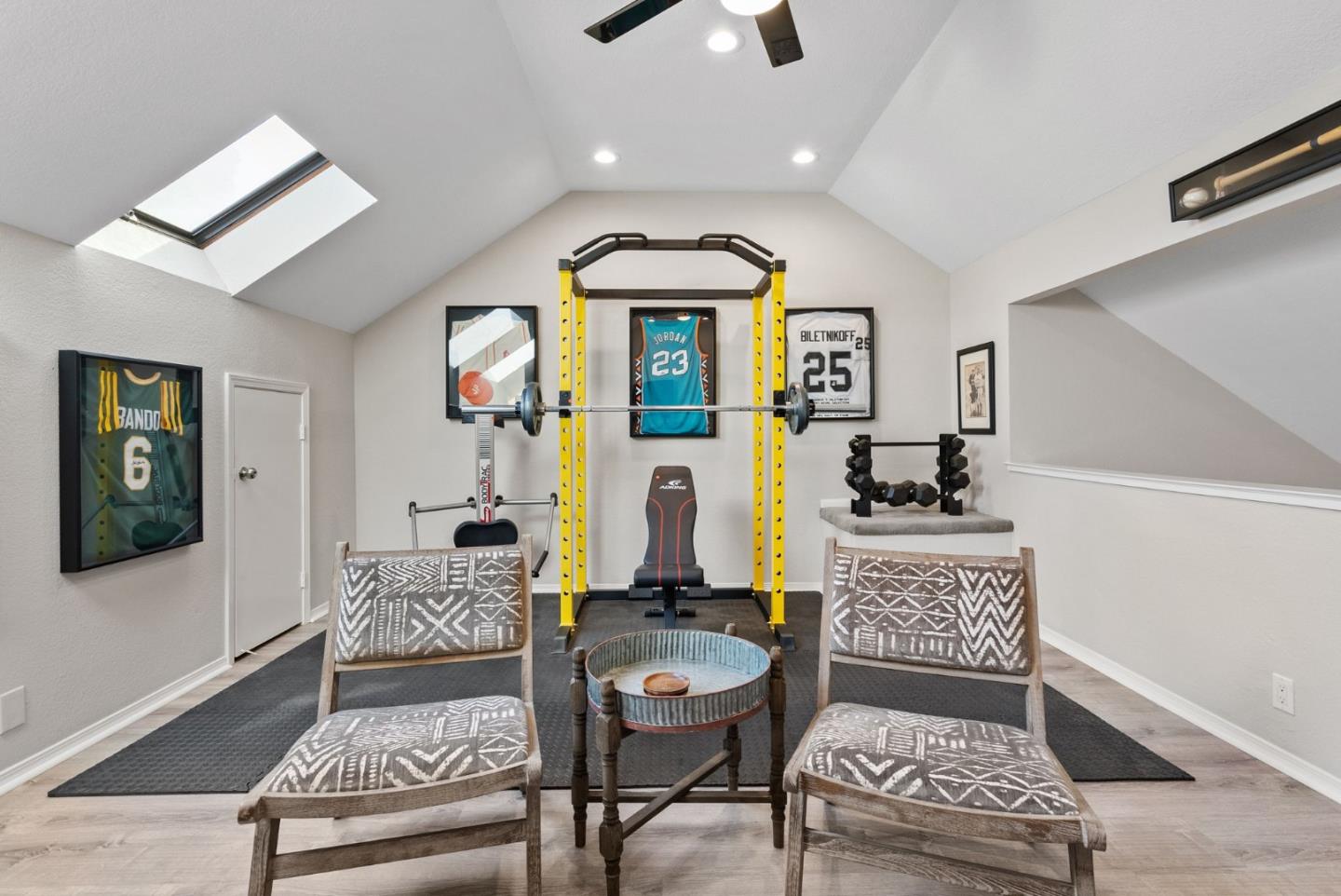 341 Creekwood CT