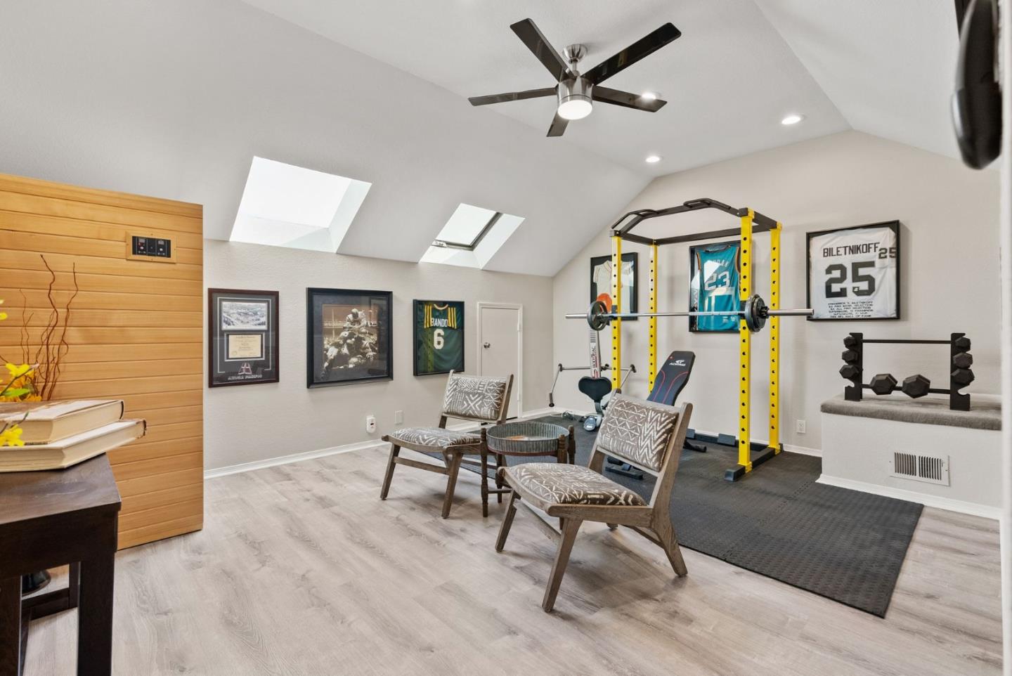 341 Creekwood CT