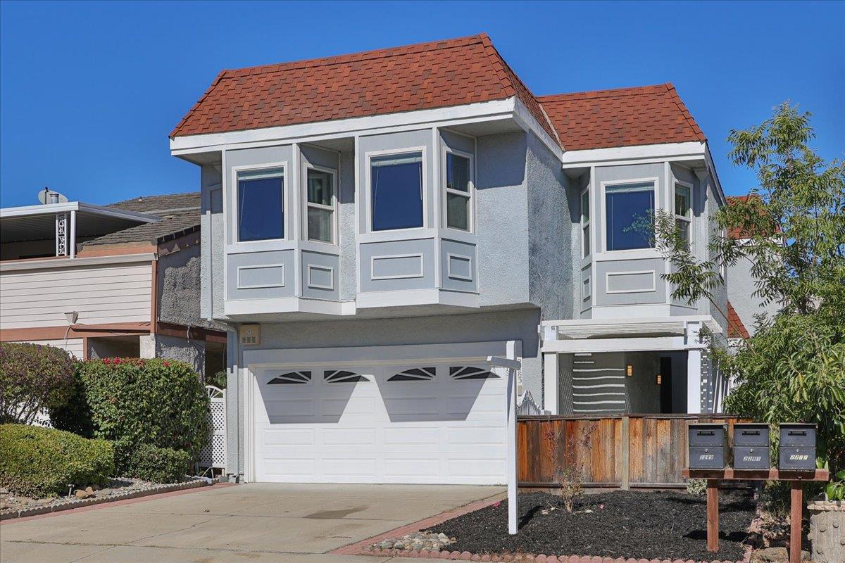 2283 Shelley AVE