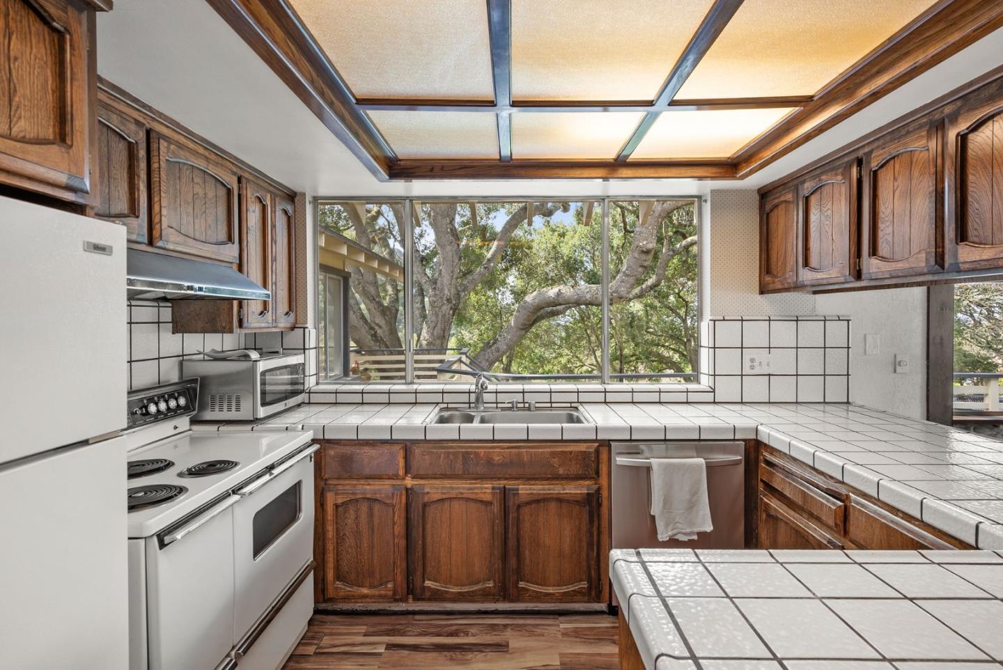 340 Hillside Road
