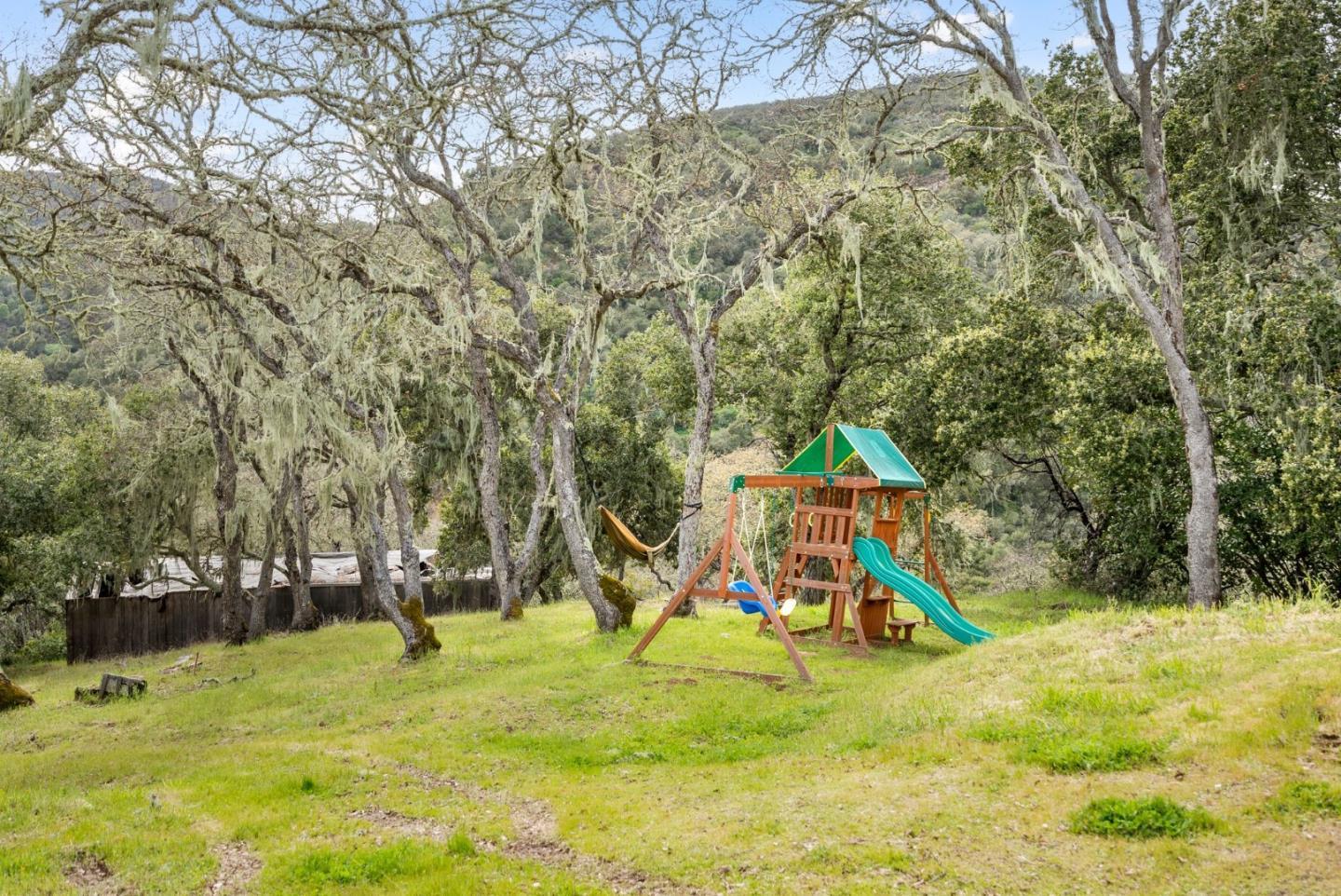 340 Hillside Road