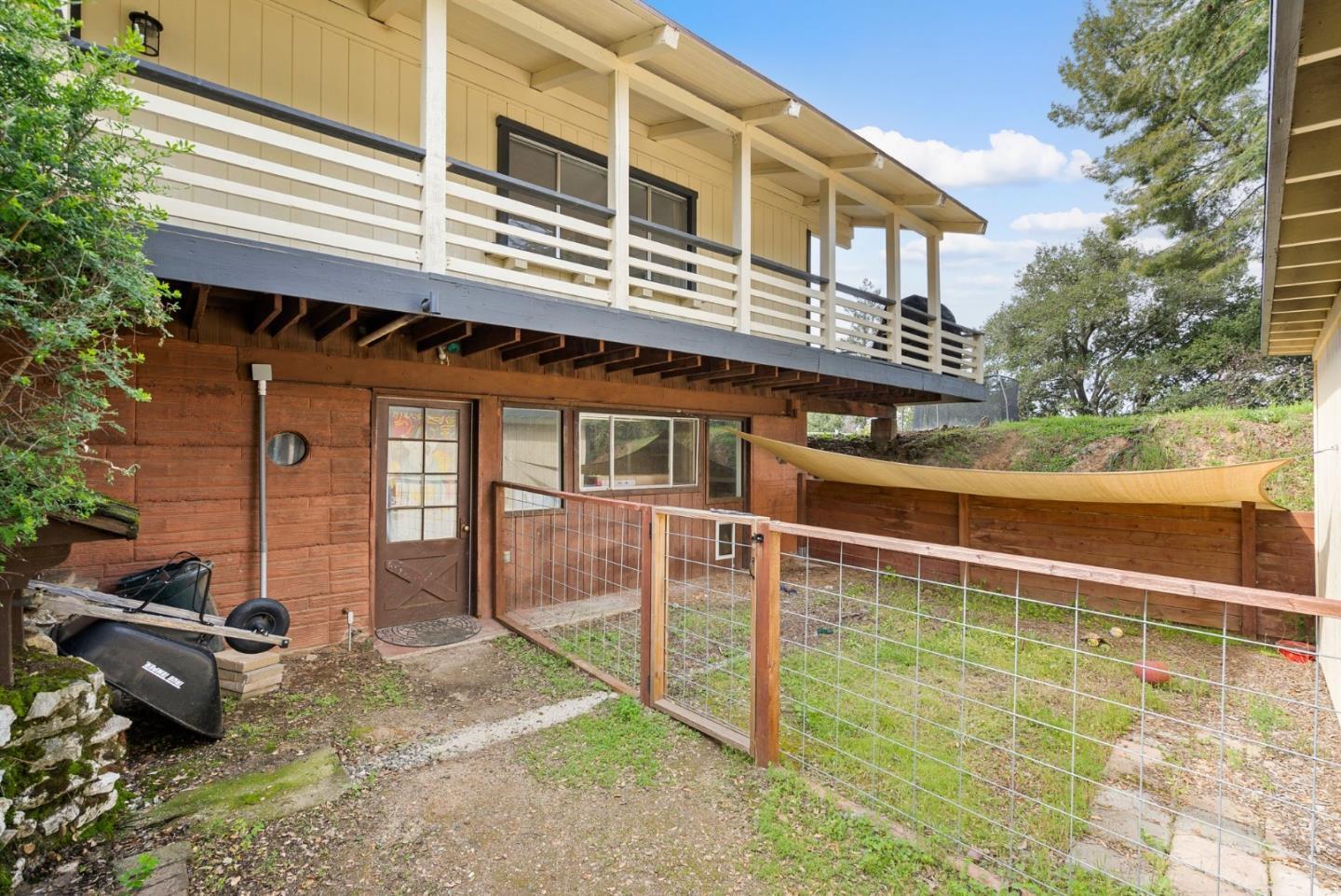 340 Hillside Road