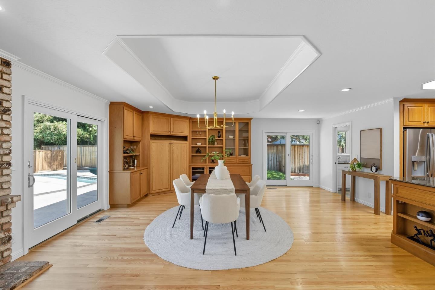 1423 Dot Court