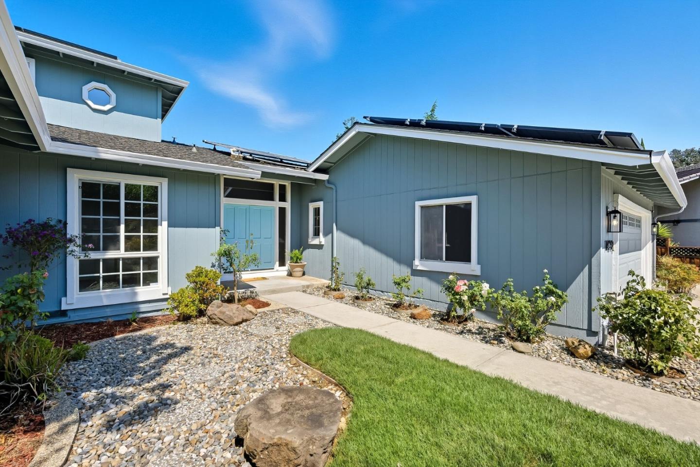 1423 Dot Court