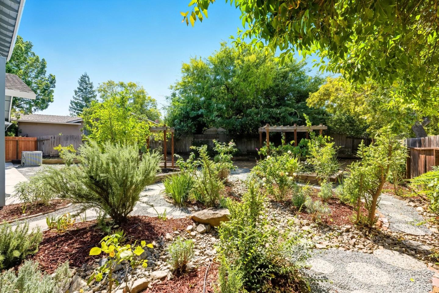 1423 Dot Court