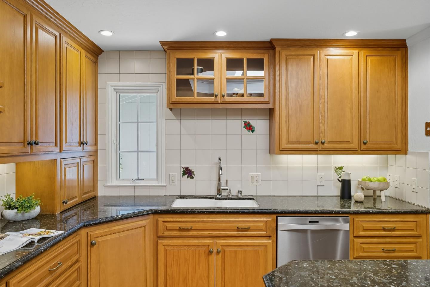 1423 Dot Court