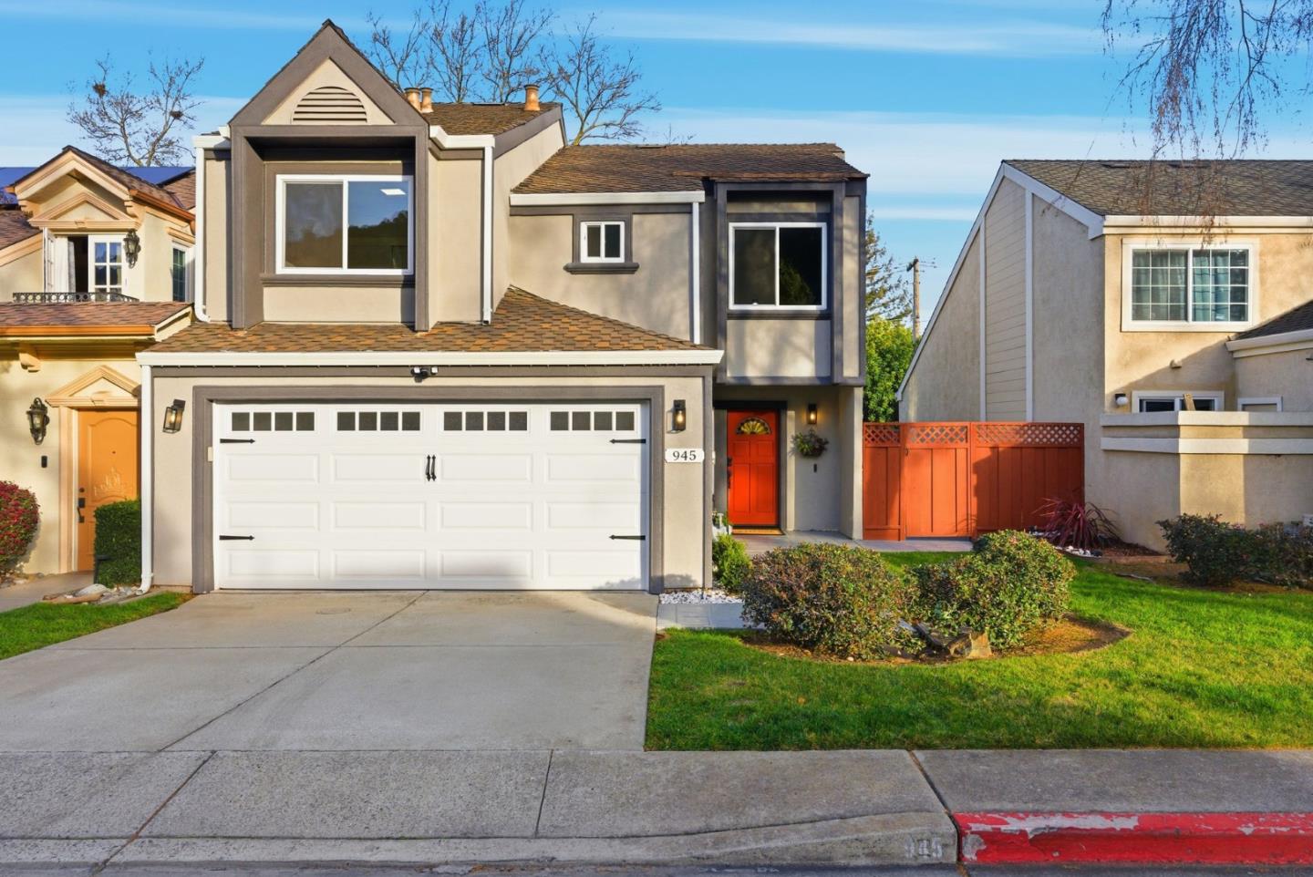 945 Oak Park